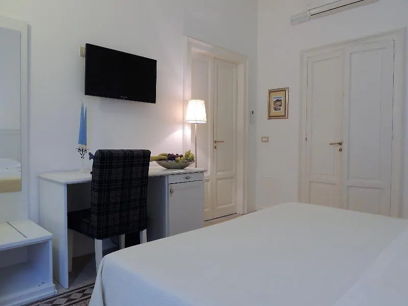 *** Affittacamere B&B Nike - Rooms Only Syracuse Italia