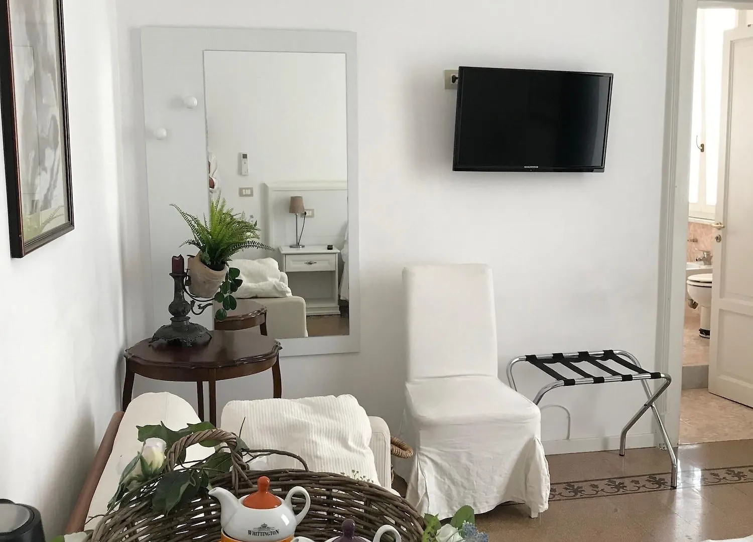 B&B Nike - Rooms Only Syracuse 3*,