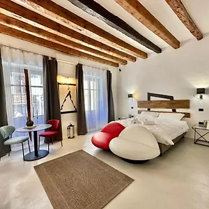 C&o Savoia Deluxe Gasthof Cagliari