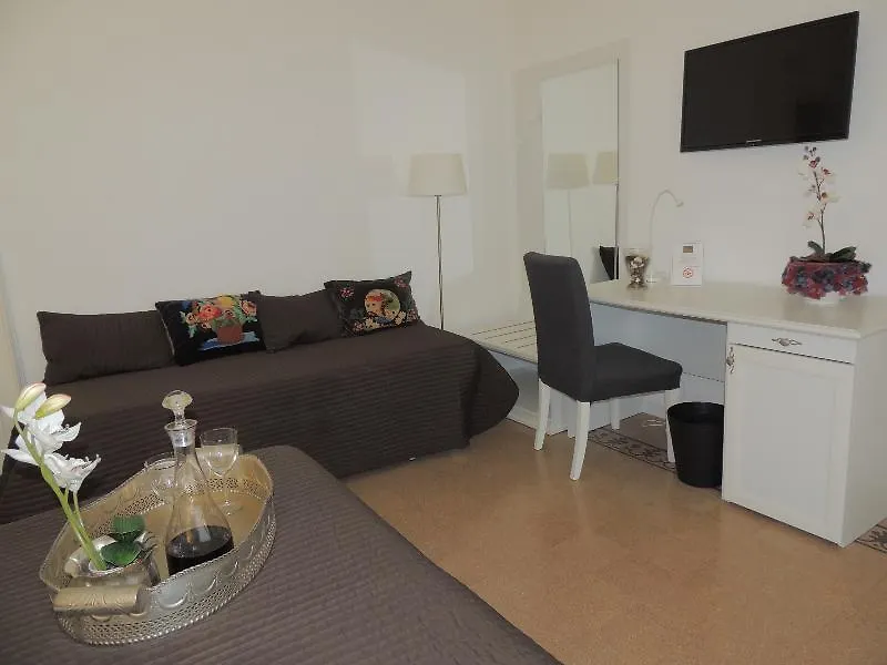 *** Konukevi B&B Nike - Rooms Only Siraküza İtalya